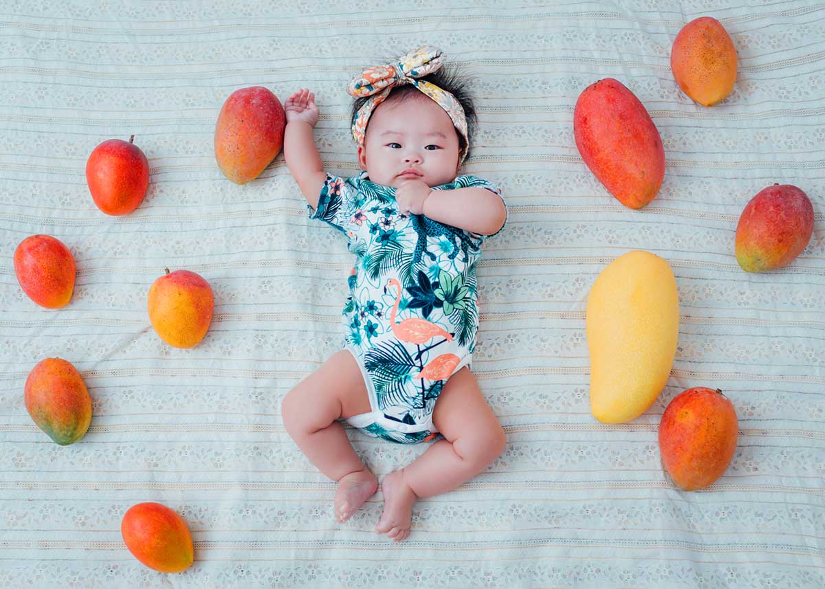 《新生兒童攝影》用台灣在地水果紀錄孩子成長的12個月 / 台中攝影師